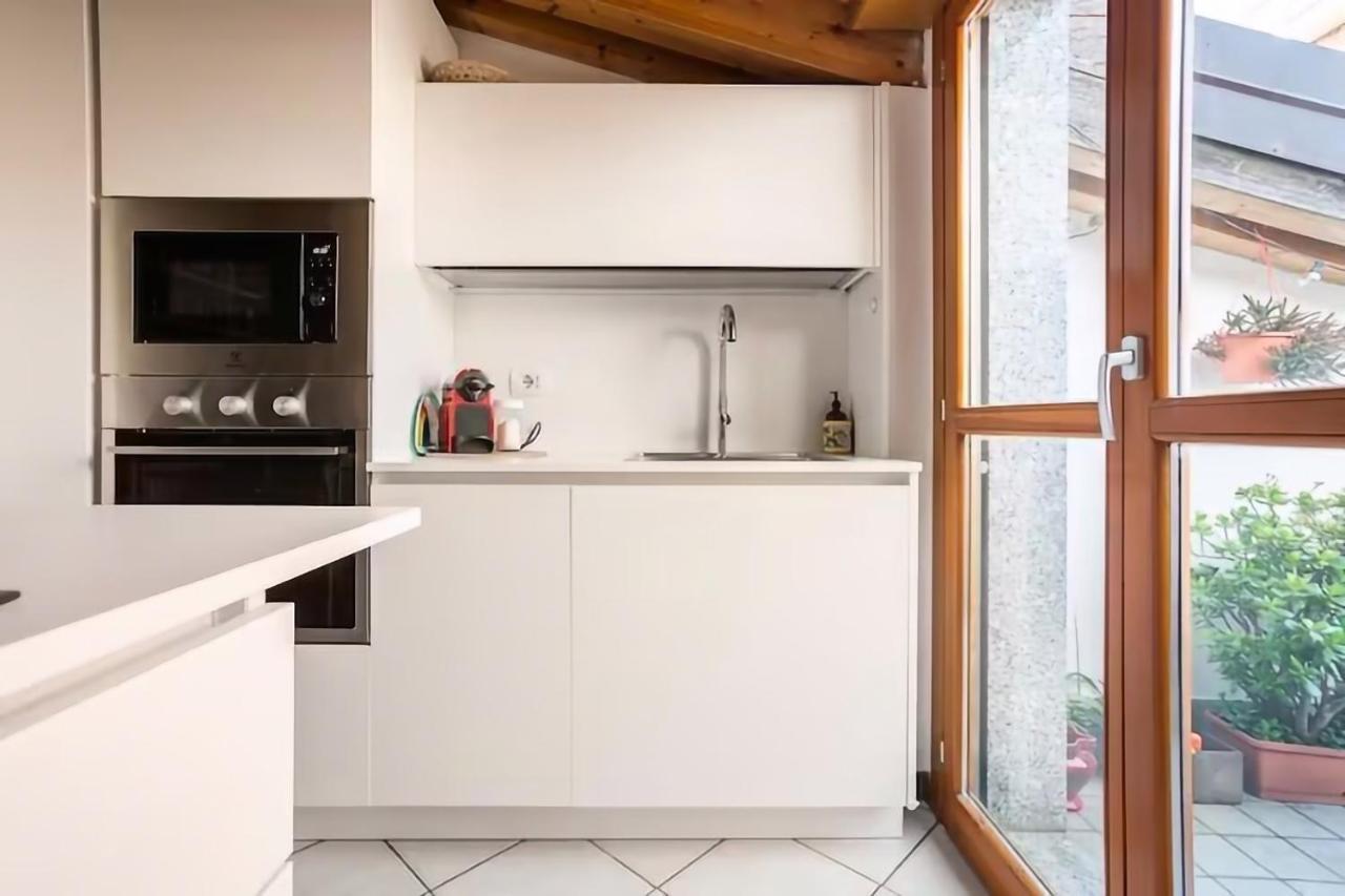 Le Domus Milano_Attic With Terrace Apartment Exterior photo